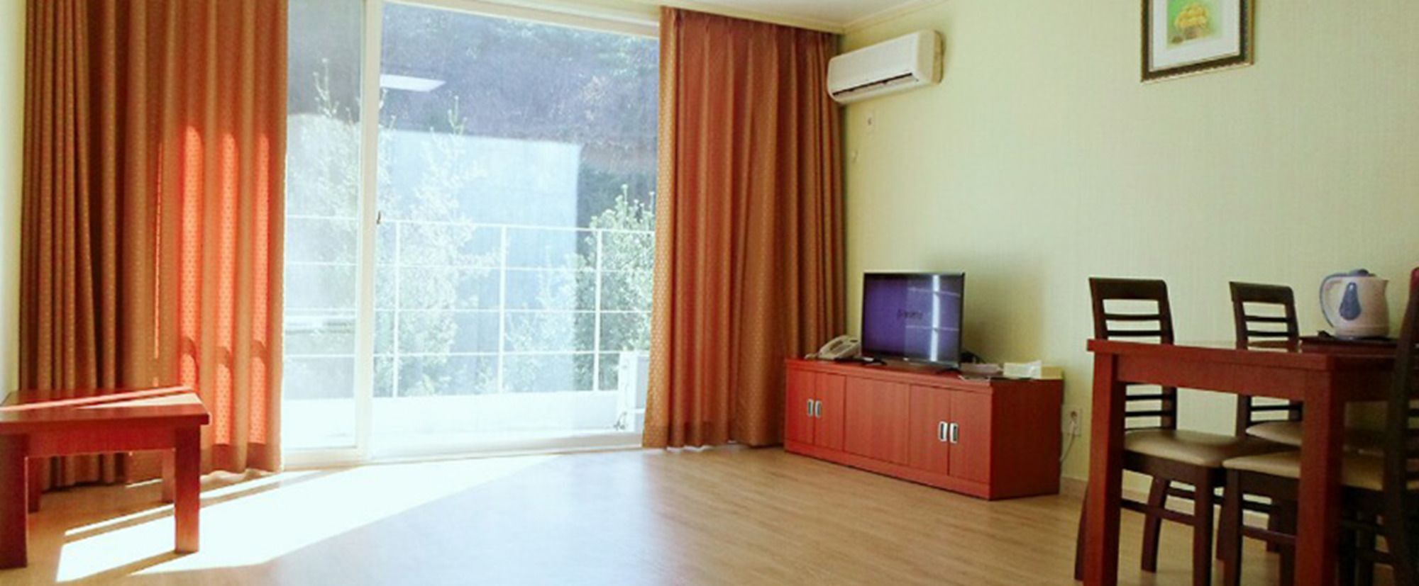 Muju Ilsung Condo Экстерьер фото